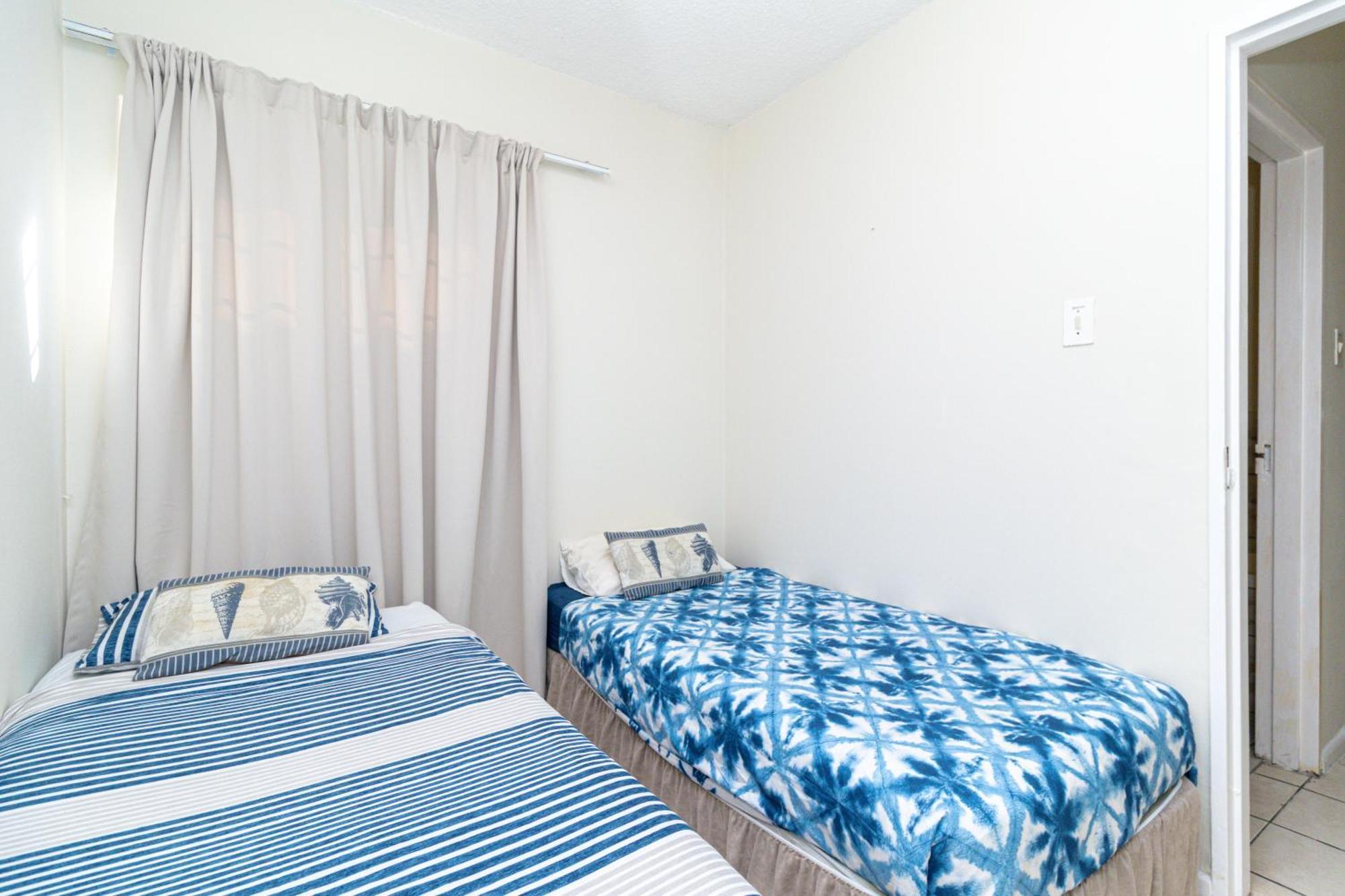Modern Seaview Apartment Port Elizabeth Esterno foto