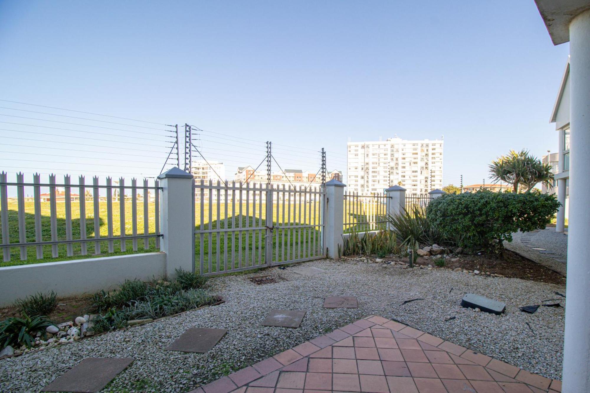 Modern Seaview Apartment Port Elizabeth Esterno foto