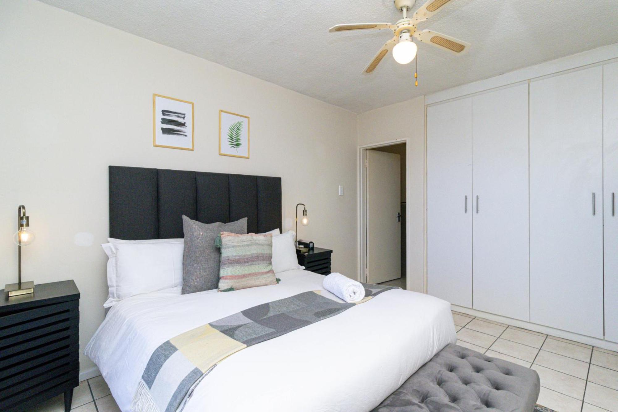 Modern Seaview Apartment Port Elizabeth Esterno foto