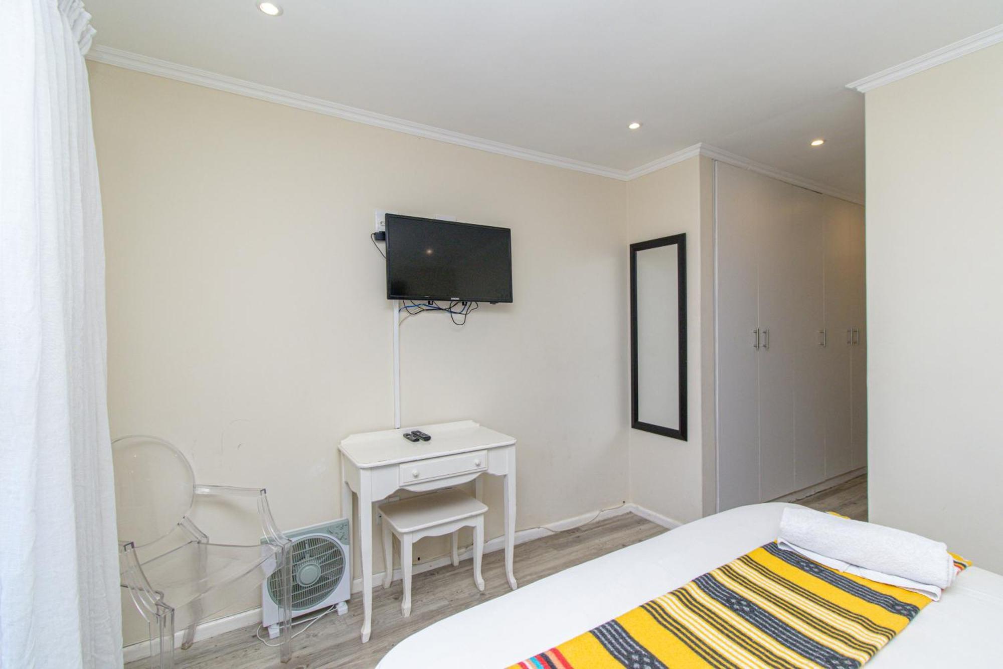 Modern Seaview Apartment Port Elizabeth Esterno foto